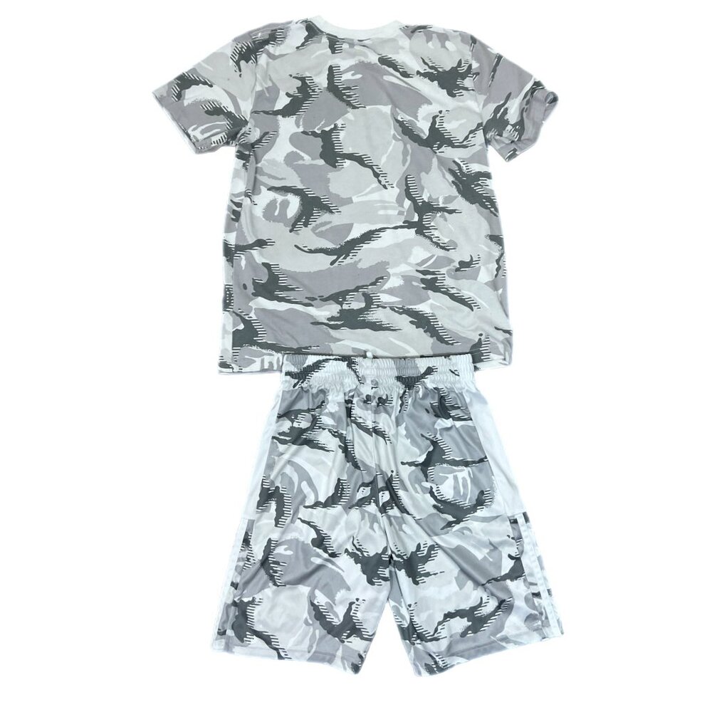PRE-OWNED - Adidas Gray Tiger Camo T-Shirt with Matching Shorts (Medium 10/12) - Picture 2 of 2